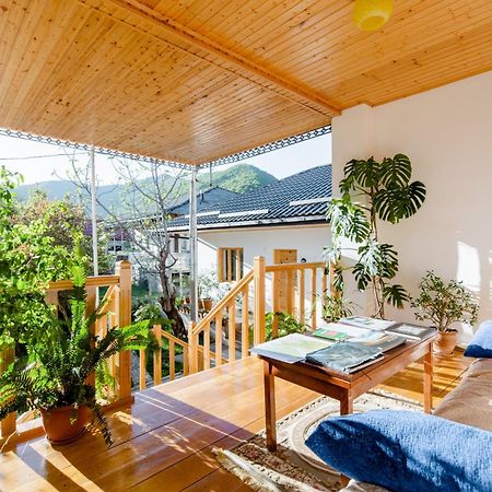 Nazy'S Guest House Joqolo 外观 照片