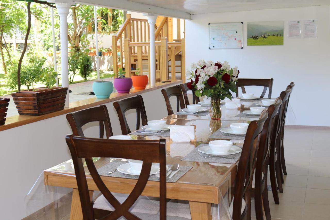 Nazy'S Guest House Joqolo 外观 照片